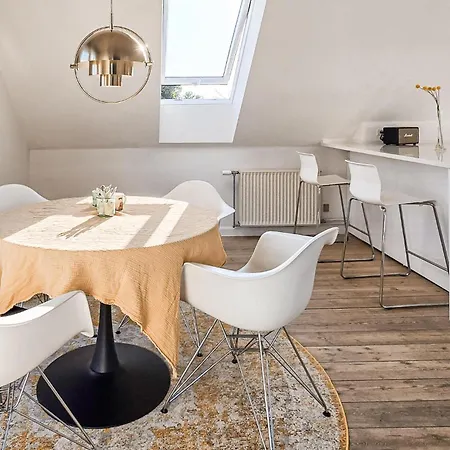 2 Bedroom In شقة *